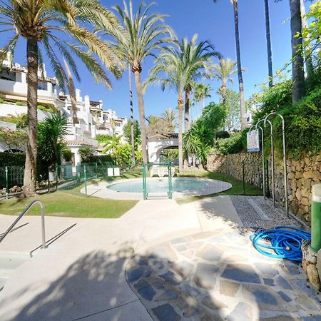 1104 First Line Beach Apartment Golden Beach Pool Marbella Dış mekan fotoğraf