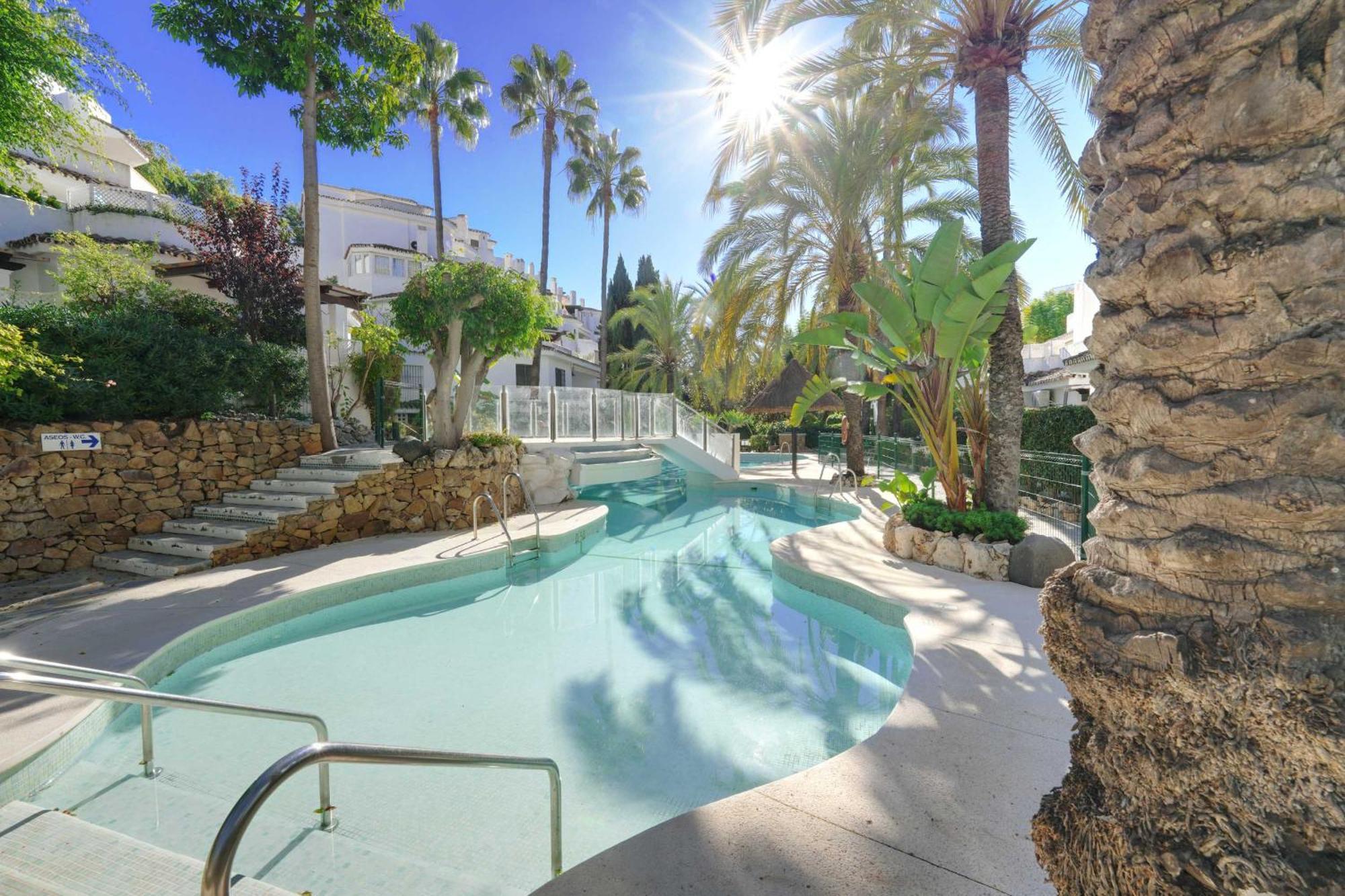 1104 First Line Beach Apartment Golden Beach Pool Marbella Dış mekan fotoğraf