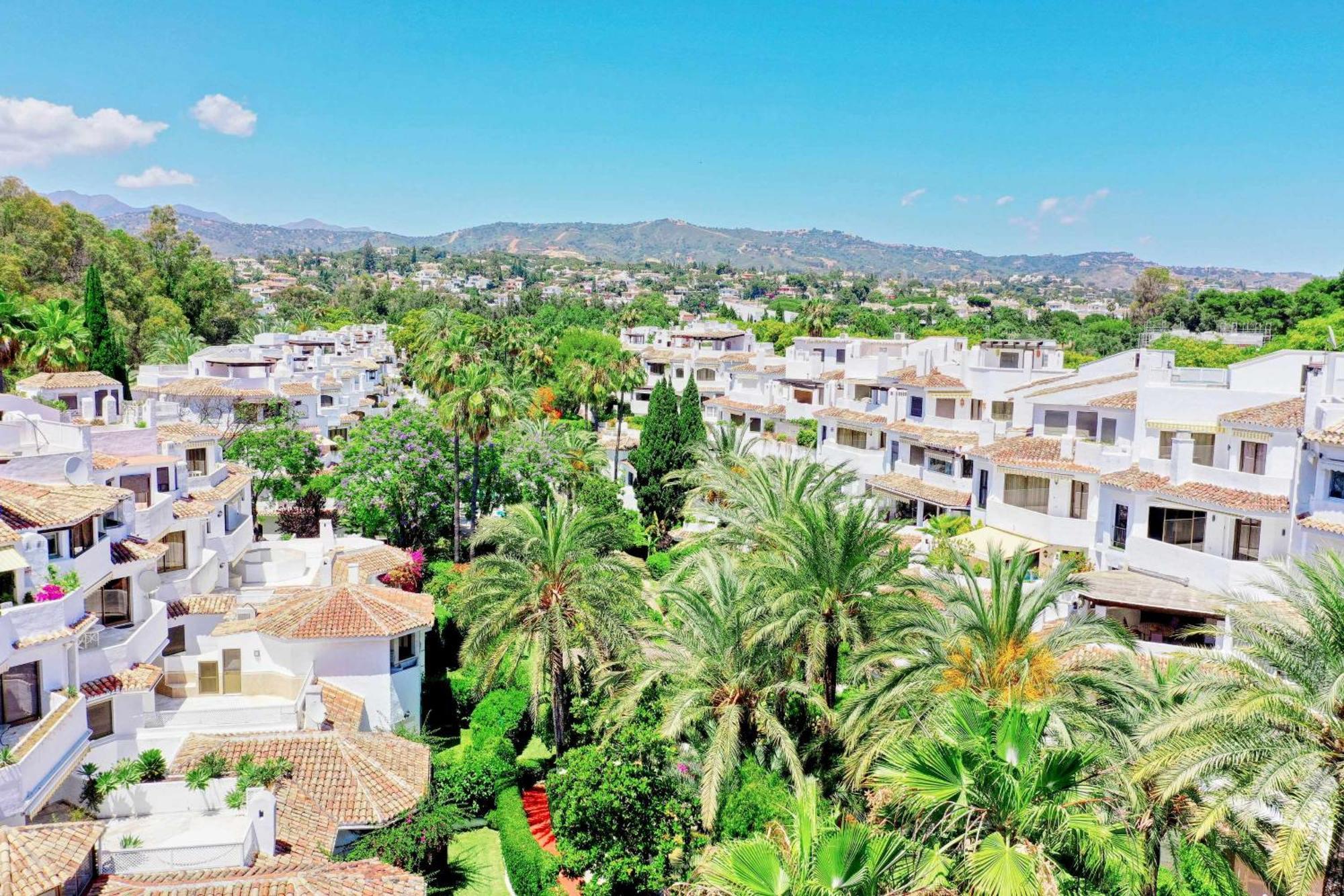 1104 First Line Beach Apartment Golden Beach Pool Marbella Dış mekan fotoğraf
